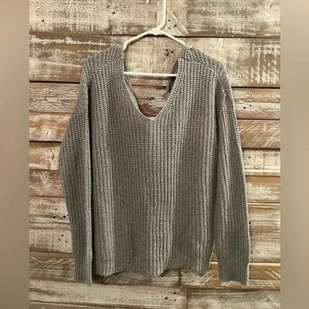 Solutions women's long sleeved‎ gray sweater S